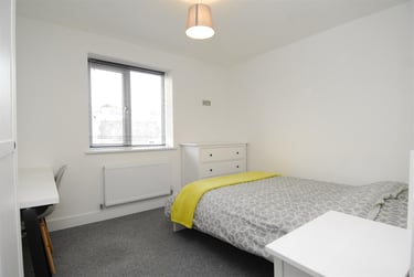 2 bed flat, Belgrave Lane, Mutley, Plymouth, PL47DA - Image 5